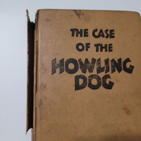 The Case Howling Dog Book 1934 Erle Stanley Gardner 1946 Hardcover Triangle - Picture 9 of 11